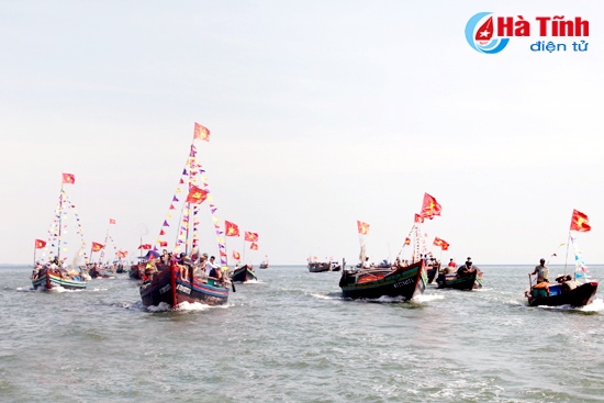 Đặc sắc lễ hội vùng biển Hà Tĩnh