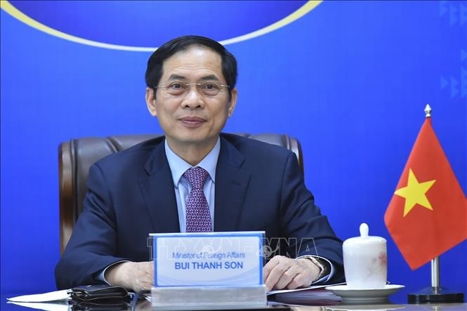 Hội đàm giữa Bộ trưởng Bộ Ngoại giao Việt Nam và Trung Quốc