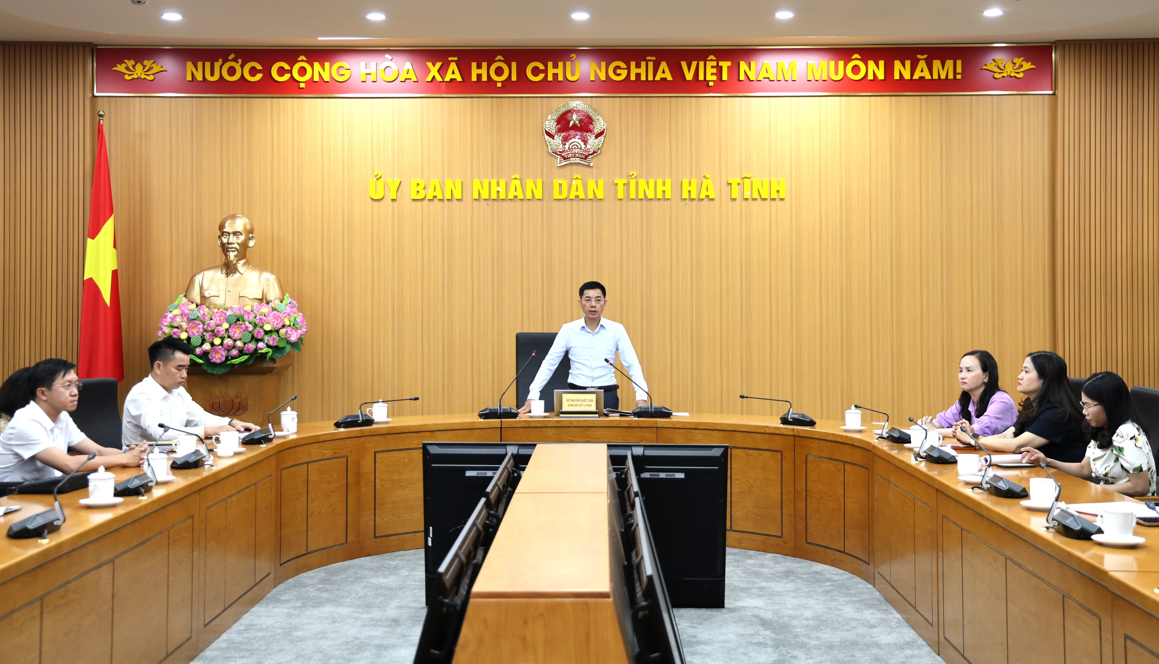 Triển khai đồng bộ các hoạt động hưởng ứng Ngày Pháp luật Việt Nam 