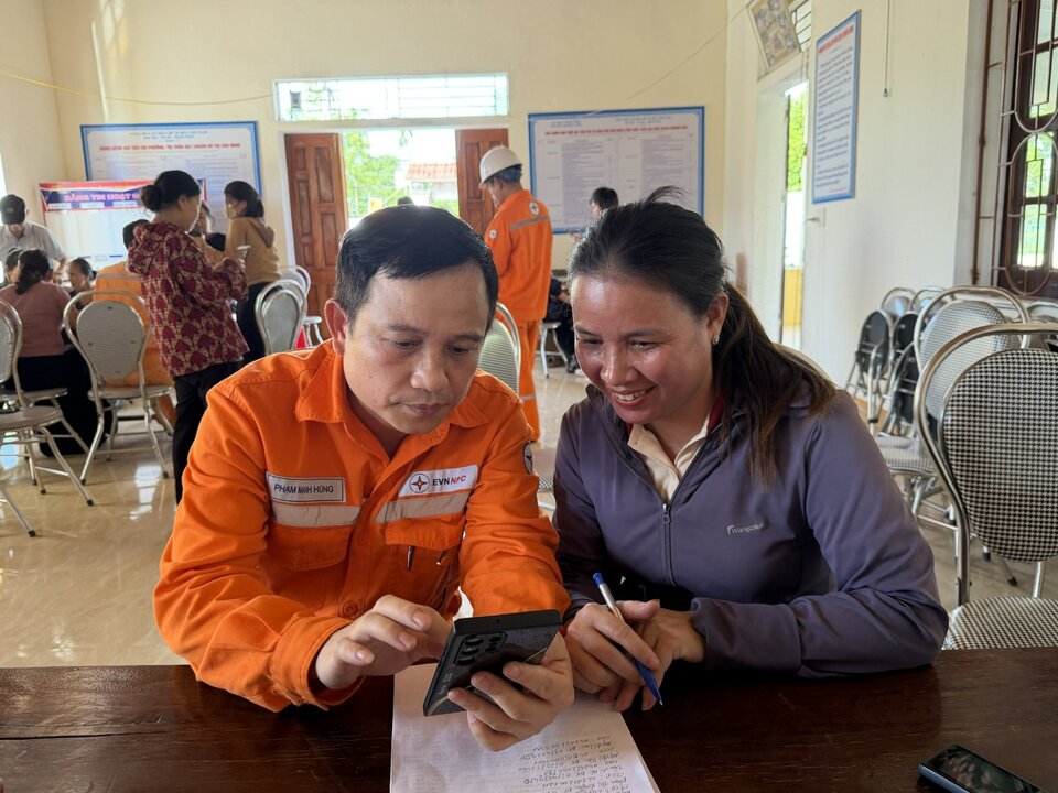 Đưa dịch vụ điện số đến gần hơn với khách hàng Hà Tĩnh 
