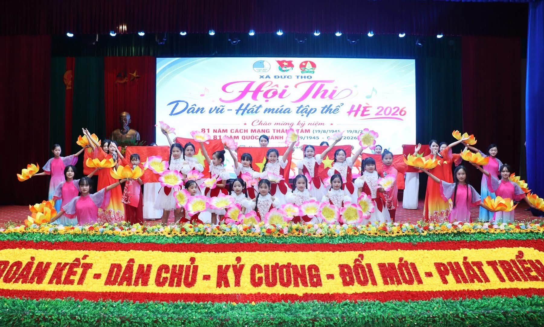 Hà Tĩnh rộn ràng các hoạt động ý nghĩa trong những ngày tháng Tám lịch sử 