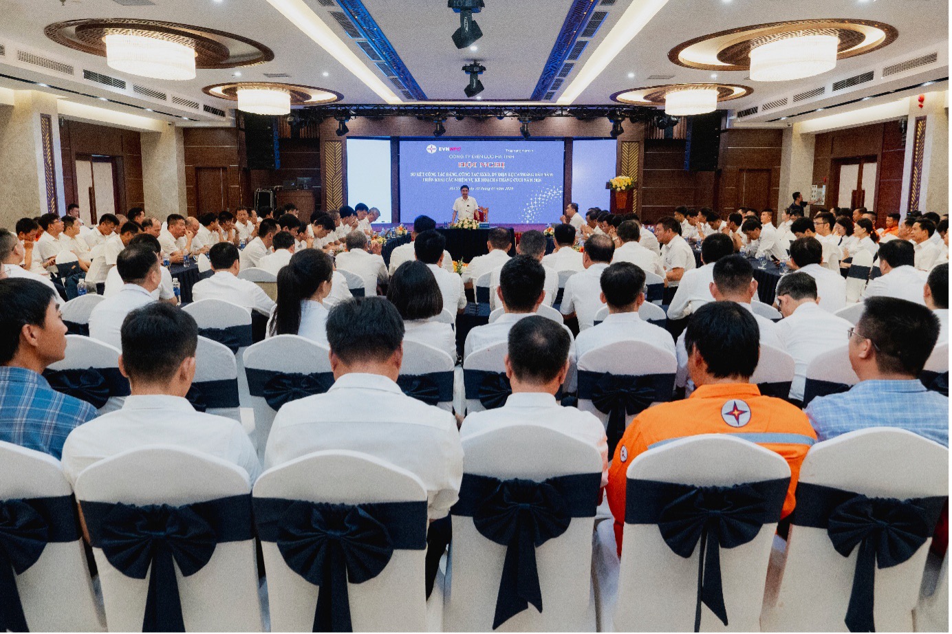 Công ty Điện lực Hà Tĩnh tăng tốc hoàn thành mục tiêu năm 2026 
