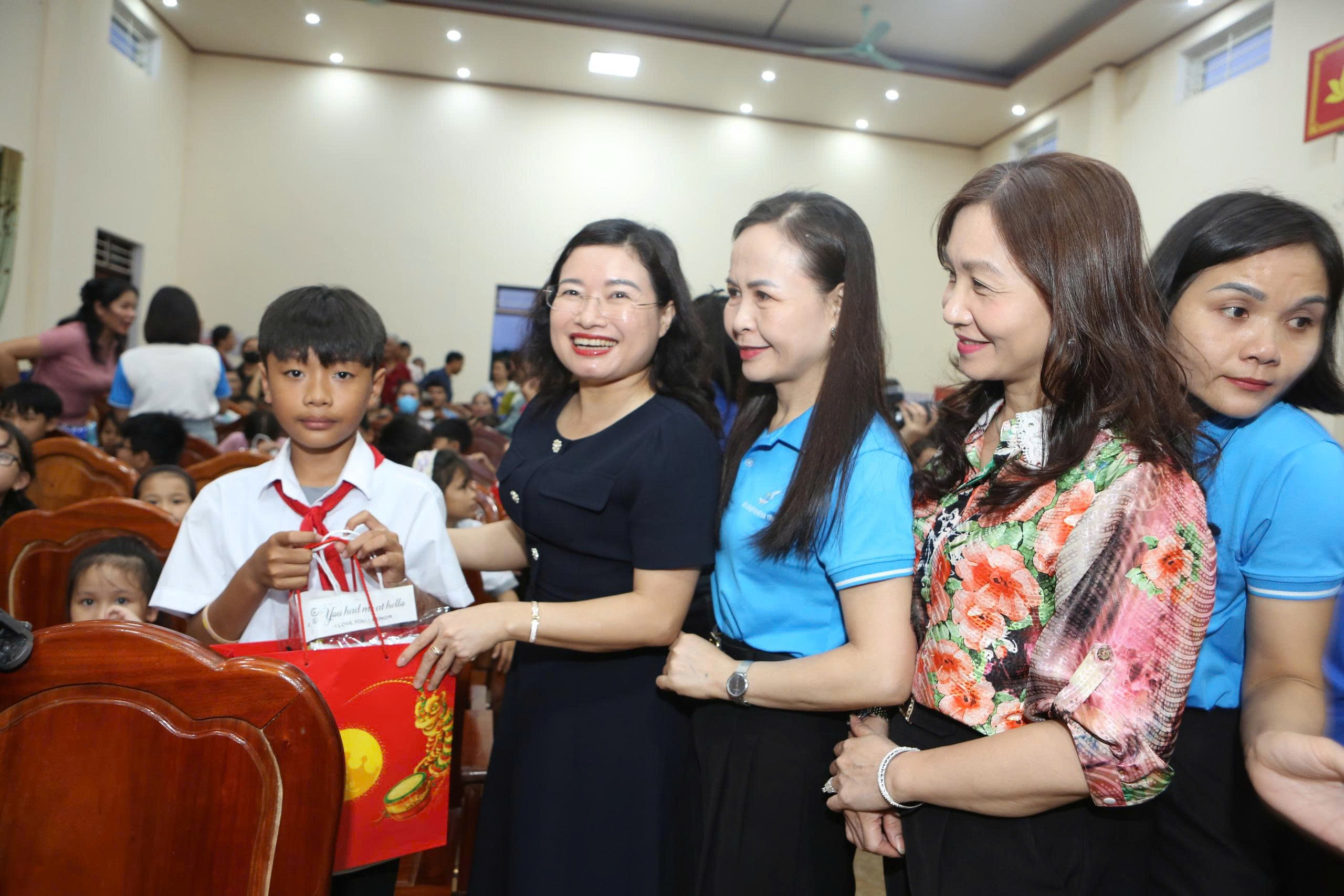 Để mùa Trung thu thêm ấm áp, nghĩa tình 