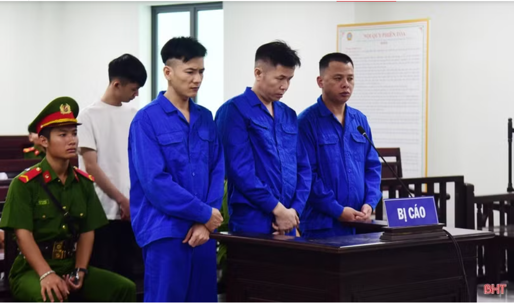 Công an Hà Tĩnh cảnh báo tội phạm buôn bán hàng cấm qua chuyển phát nhanh 