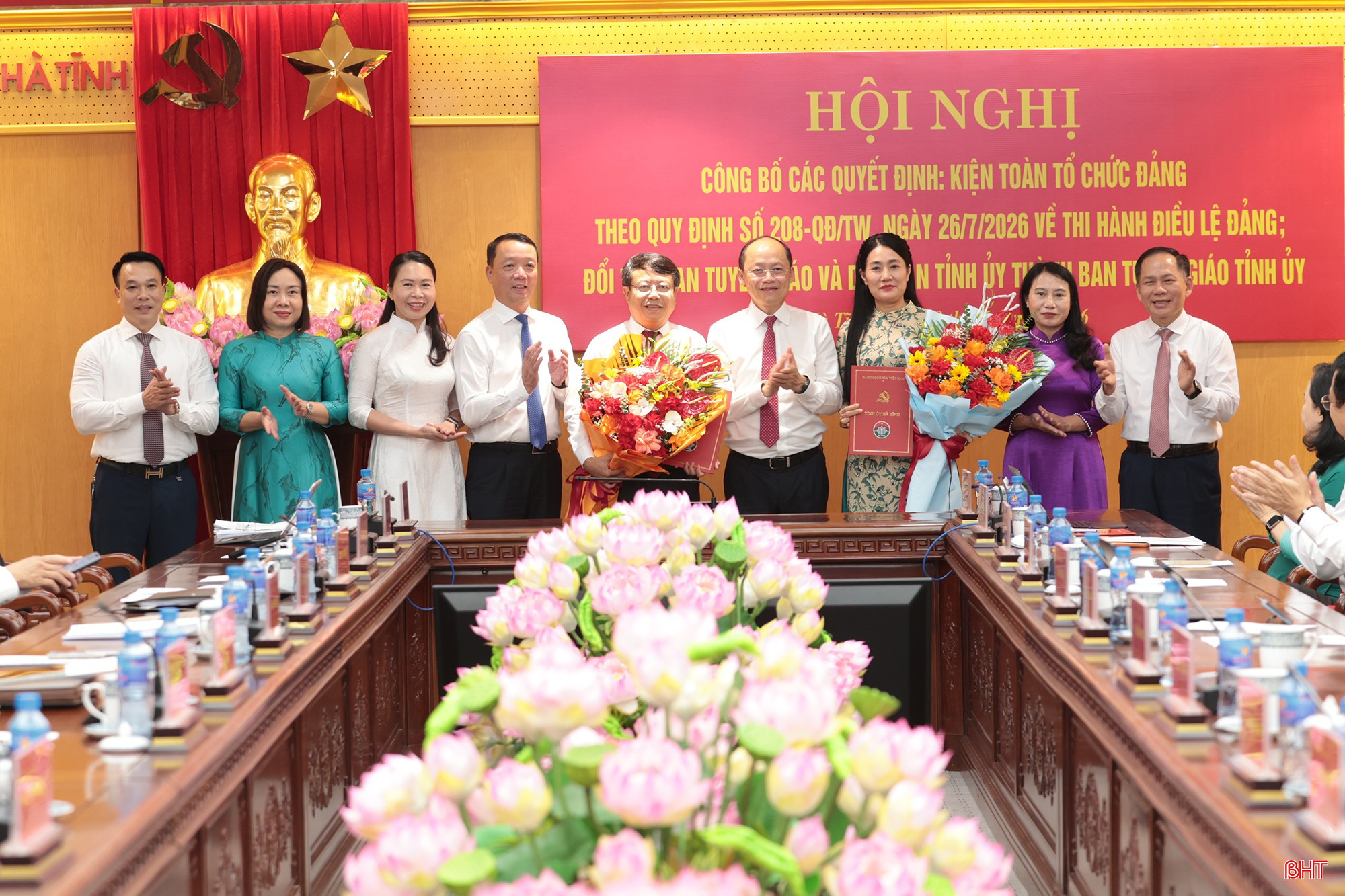 Hà Tĩnh công bố thí điểm thành lập 2 đảng bộ, kiện toàn các tổ chức Đảng  