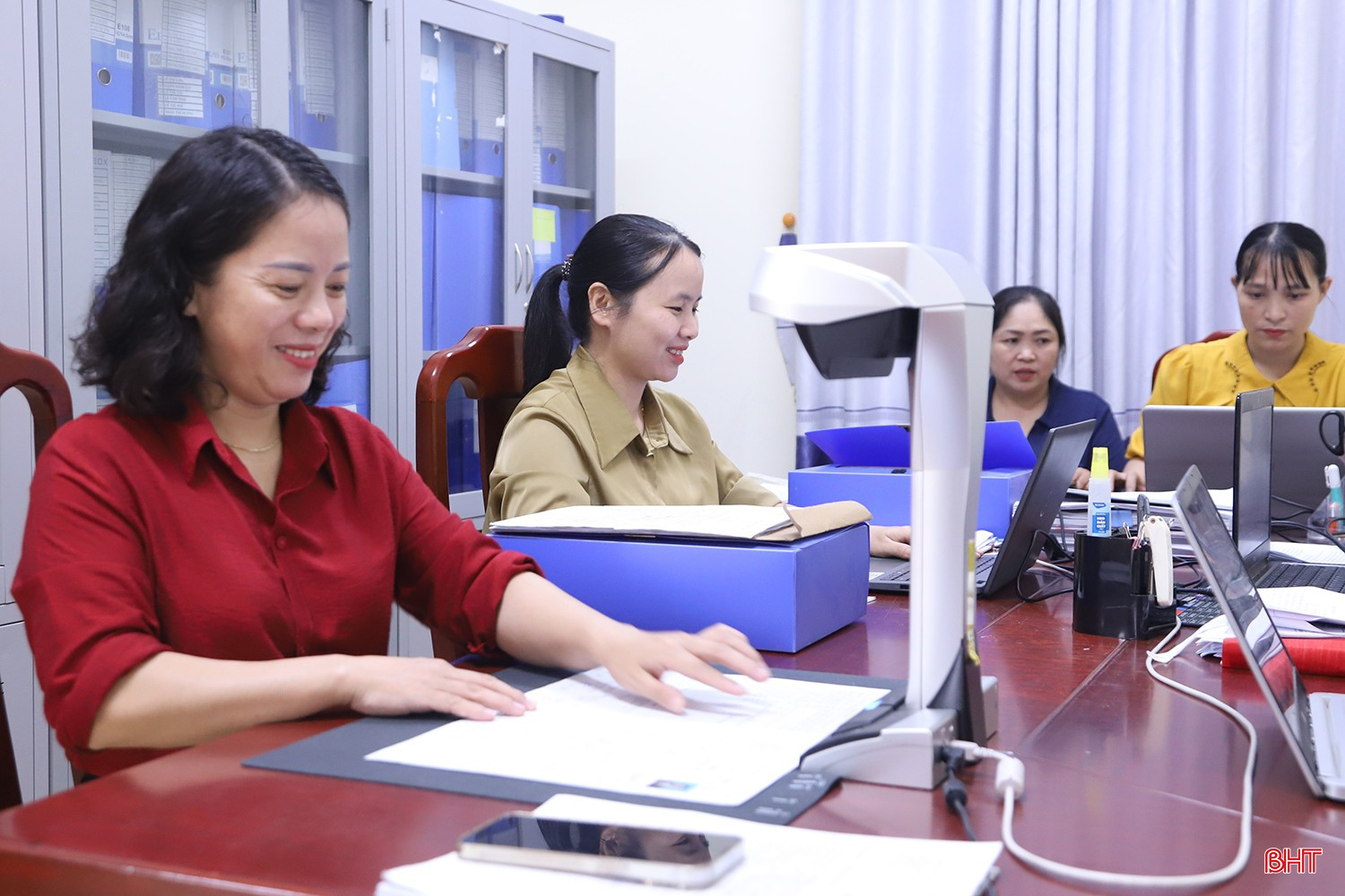Tăng phụ cấp công vụ, tiếp thêm động lực cho cán bộ, công chức cấp xã 