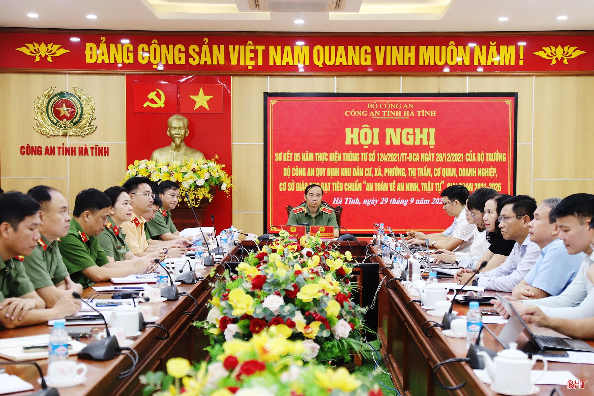 Tập trung xây dựng các đơn vị, địa phương đạt tiêu chuẩn “An toàn về an ninh, trật tự” 