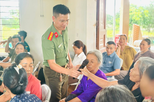 Nâng cao "sức đề kháng" cho người dân trên không gian mạng