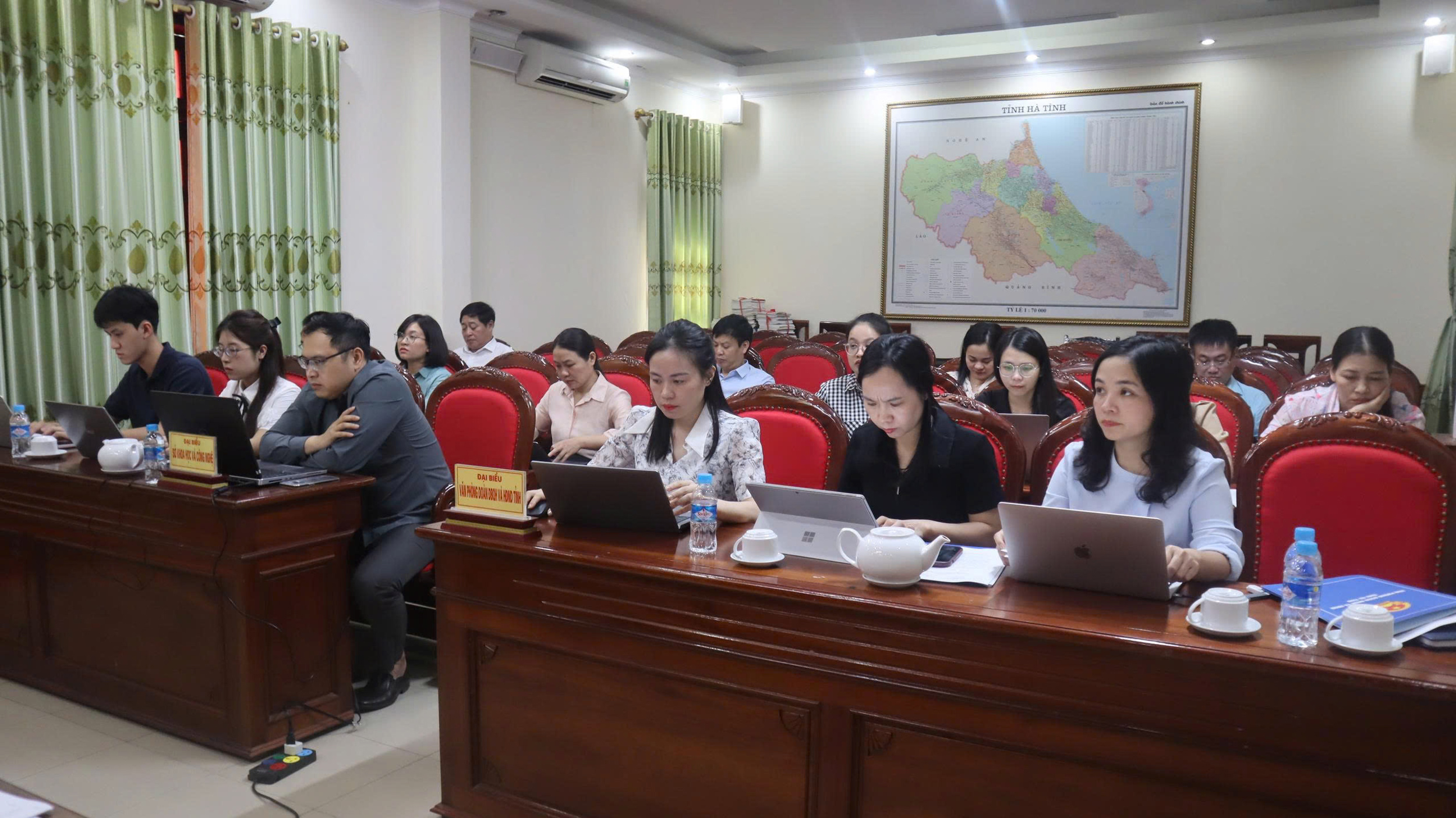 Từ kỳ họp số đến theo dõi kiến nghị cử tri bằng dữ liệu