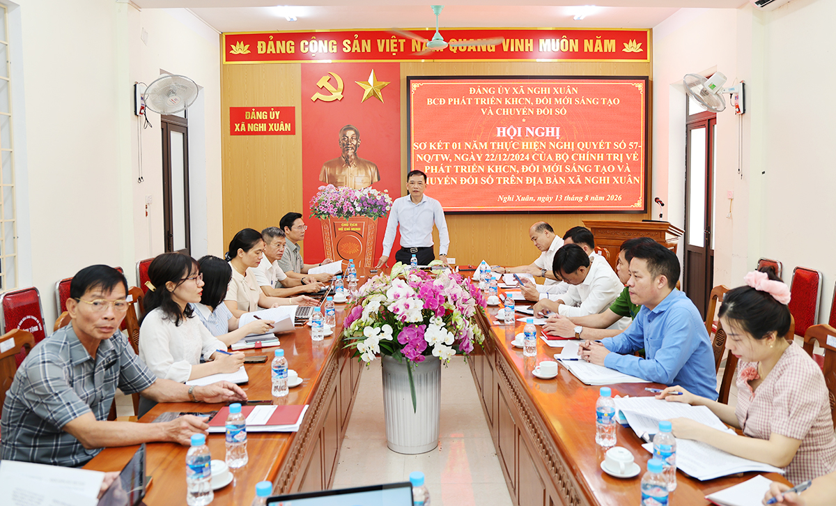 Nghi Xuân đẩy mạnh ứng dụng công nghệ số, nâng cao chất lượng phục vụ người dân