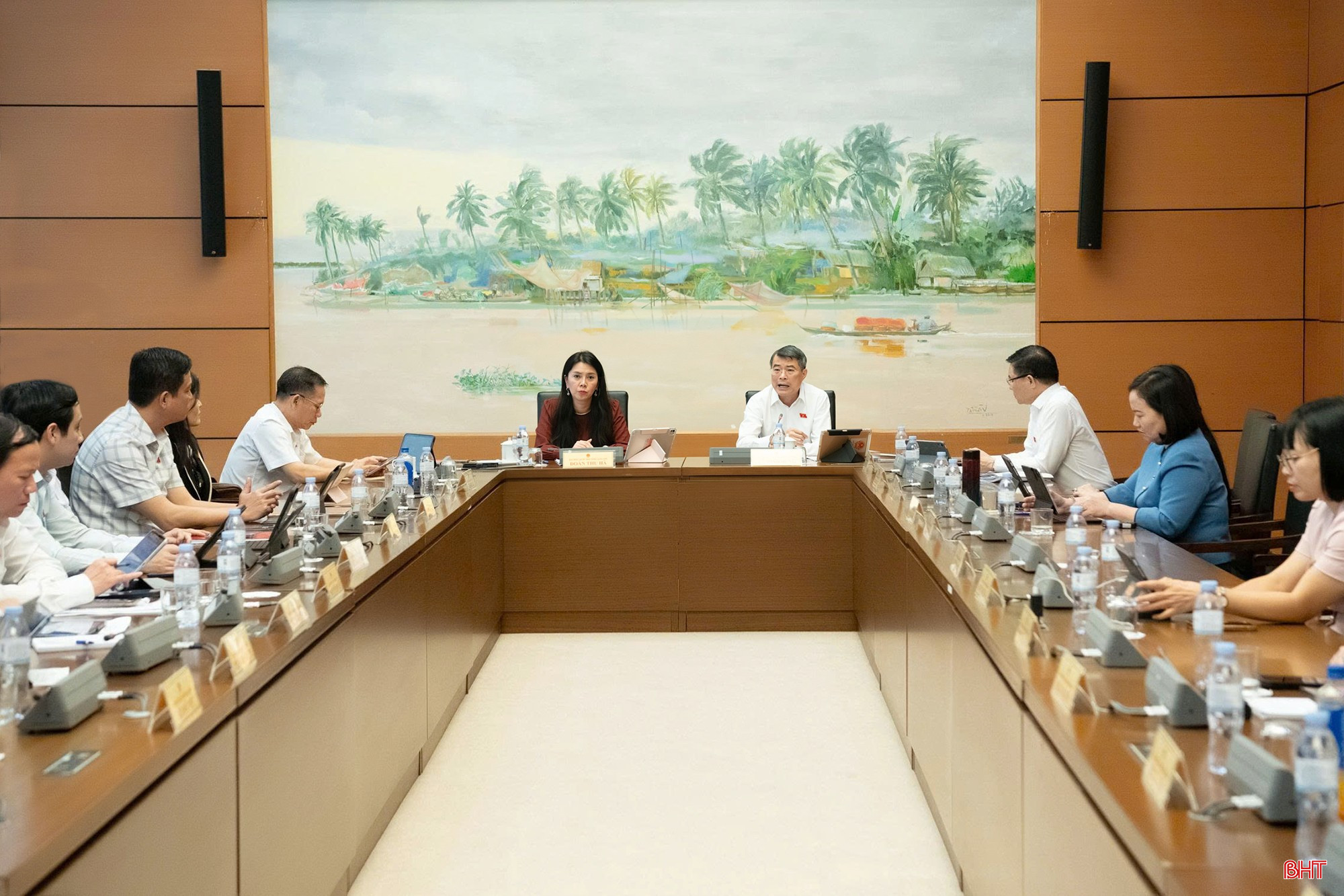 Toàn cảnh buổi thảo luận tổ chiều 20/10. bqbht_br_toan-canh.jpg