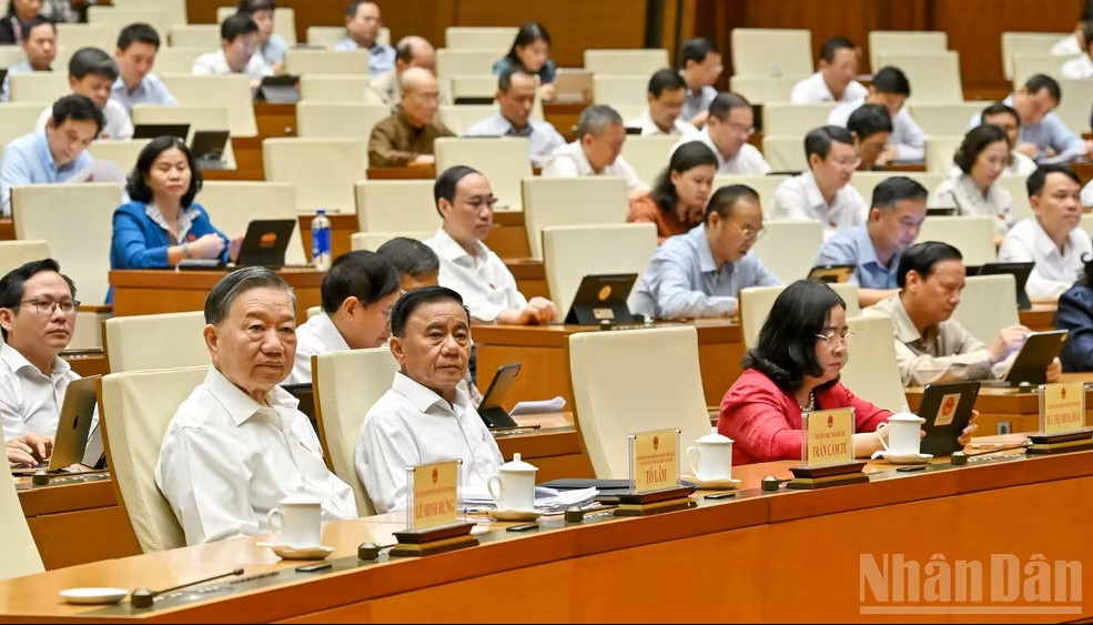 Thiết lập cơ chế theo dõi, cảnh báo sớm và điều phối ứng cứu sự cố an ninh dữ liệu