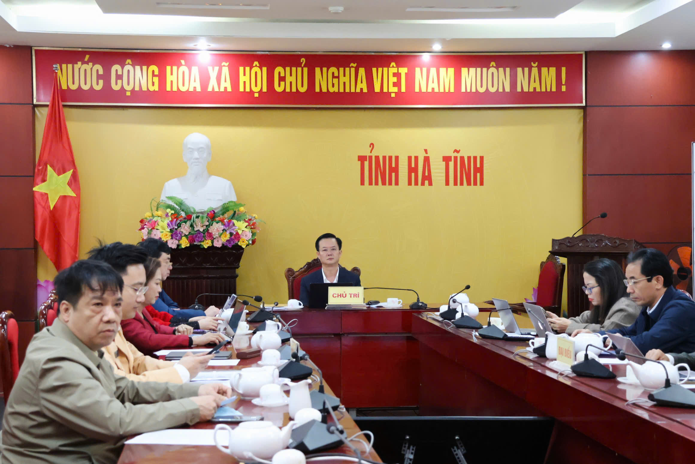 Quyết liệt triển khai các giải pháp bảo đảm an toàn giao thông