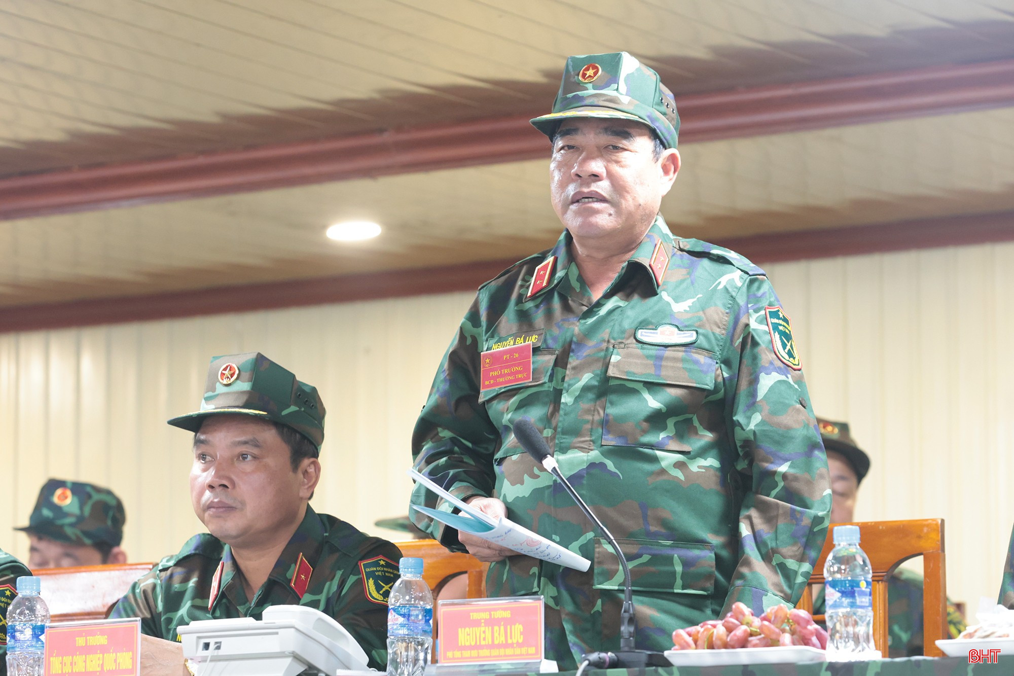 Trung tướng Nguyễn Bá Lực – Phó Tổng Tham mưu trưởng QĐND Việt Nam, Phó Trưởng ban Thường trực Ban Chỉ đạo diễn tập PT-26 (Bộ Quốc phòng) phát biểu chỉ đạo tại hội nghị. bqbht_br_dien-tap-1050.jpg