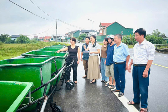 Nam Hồng Lĩnh rà soát hoạt động thu gom, vận chuyển rác thải sinh hoạt