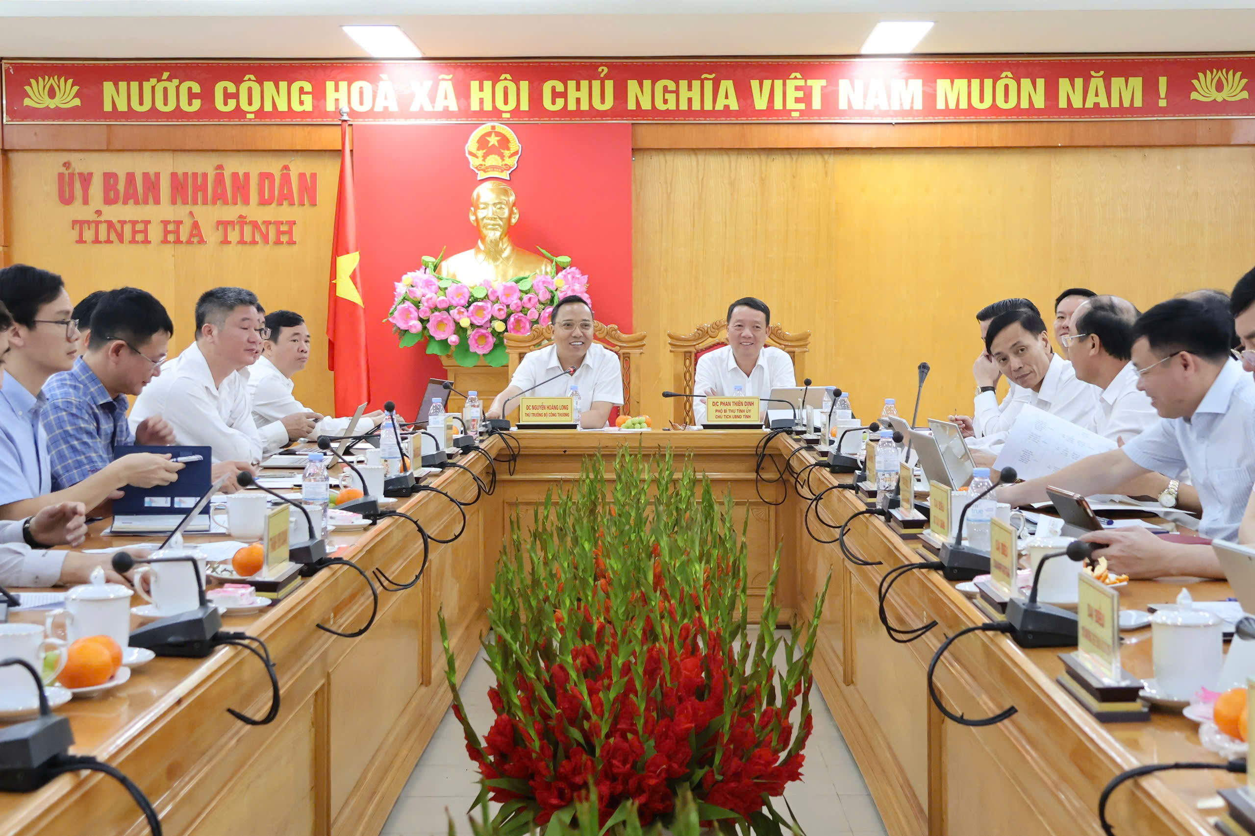 Hà Tĩnh đẩy nhanh triển khai các dự án nguồn, lưới điện theo Quy hoạch điện VIII điều chỉnh