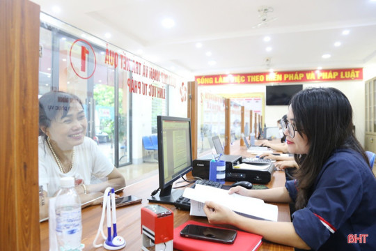 Kết quả công việc quyết định tiền thưởng, thu nhập và vị trí của công chức