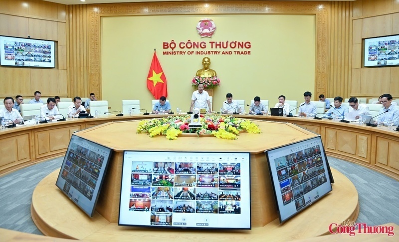 Bộ Công Thương cắt giảm 367/658 điều kiện kinh doanh trong 6 tháng đầu năm 2026