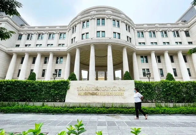 Theo dõi, giao nhận hồ sơ vụ án trực tuyến qua VNeID