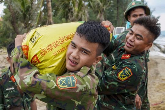 Bộ Chính trị đồng ý đưa sĩ quan quân đội tham gia Ban Chỉ huy quân sự cấp xã 