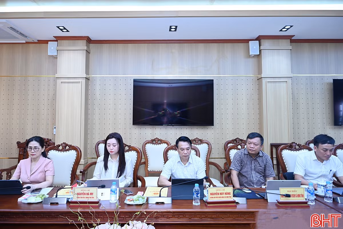 Đại biểu dự hội nghị.