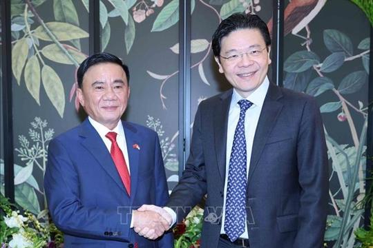 Thường trực Ban Bí thư Trần Cẩm Tú hội kiến Thủ tướng Singapore