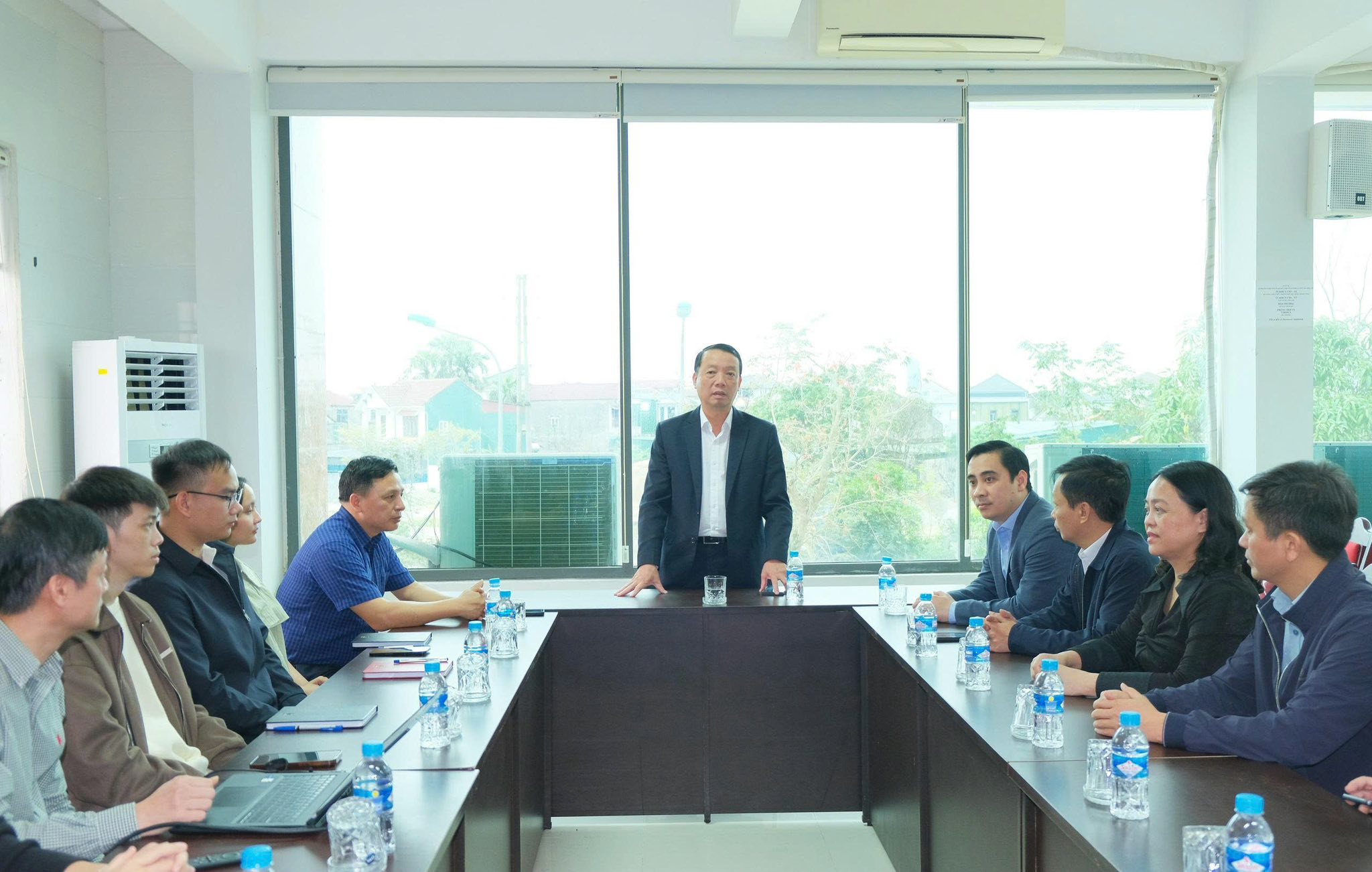 Chủ tịch UBND tỉnh Hà Tĩnh kiểm tra công tác chuẩn bị vận hành thử nghiệm các nền tảng số của tỉnh