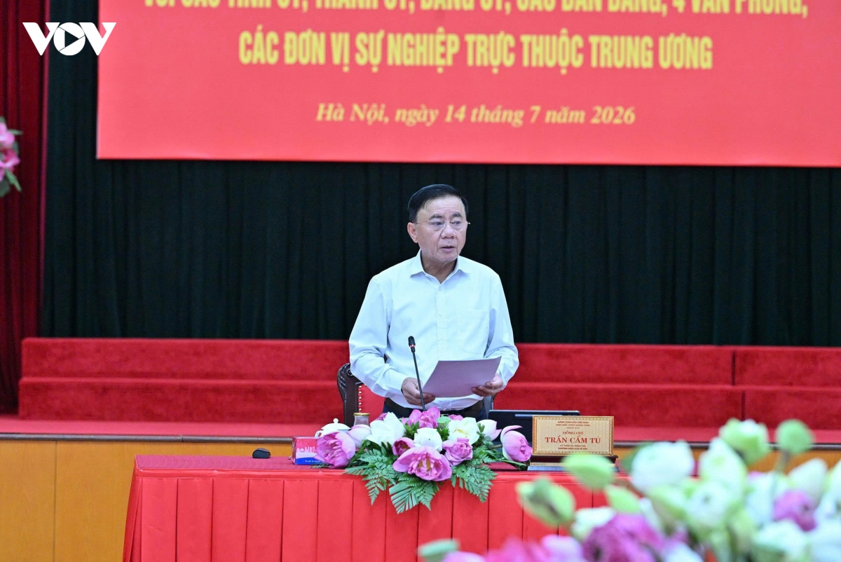 Thường trực Ban Bí thư Trần Cẩm Tú chủ trì Hội nghị giao ban quý 2