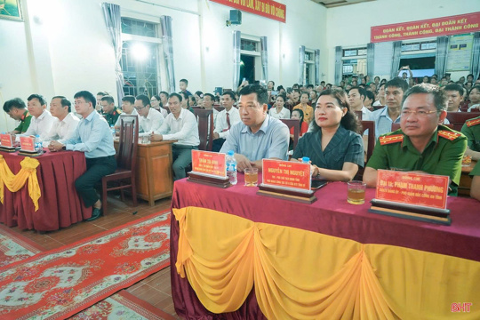 Phát huy sức mạnh đoàn kết trong xây dựng và bảo vệ Tổ quốc 