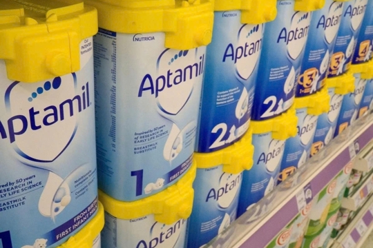 Bộ Y tế cảnh báo khẩn về sữa công thức Aptamil đang bị thu hồi vì nhiễm độc tố