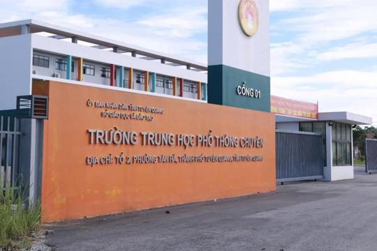 Sáng nay, Bộ GD&ĐT họp báo về phương án xử lý thí sinh điểm thi Chuyên Tuyên Quang
