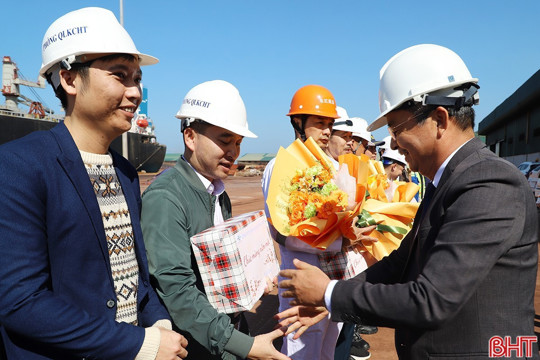 Khởi đầu năm mới với niềm tin, khí thế mới 