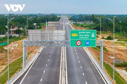 Dự kiến thông xe toàn tuyến cao tốc Bắc - Nam vào dịp 30/4