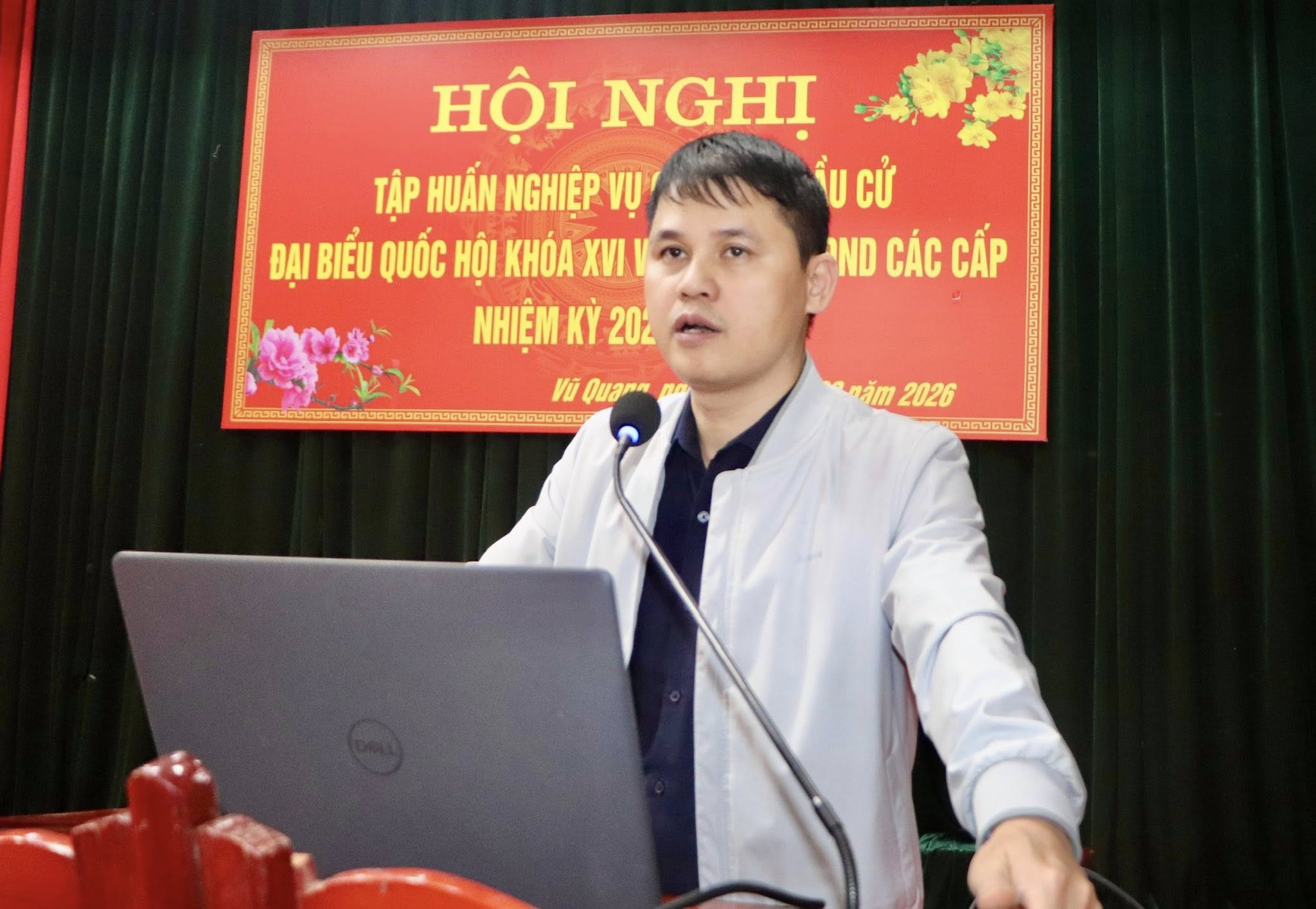Tập huấn nghiệp vụ bầu cử cho đơn vị số 10