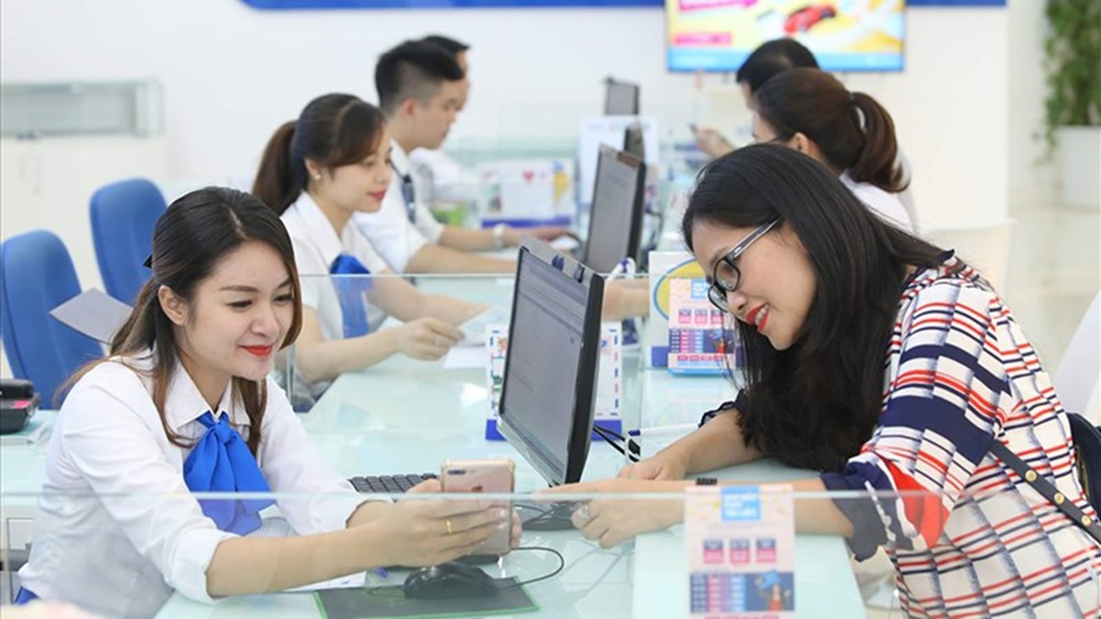 Giải pháp cho người dùng SIM không chính chủ gắn bó nhiều năm