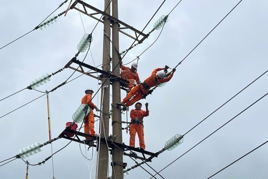 Xuân trực điện