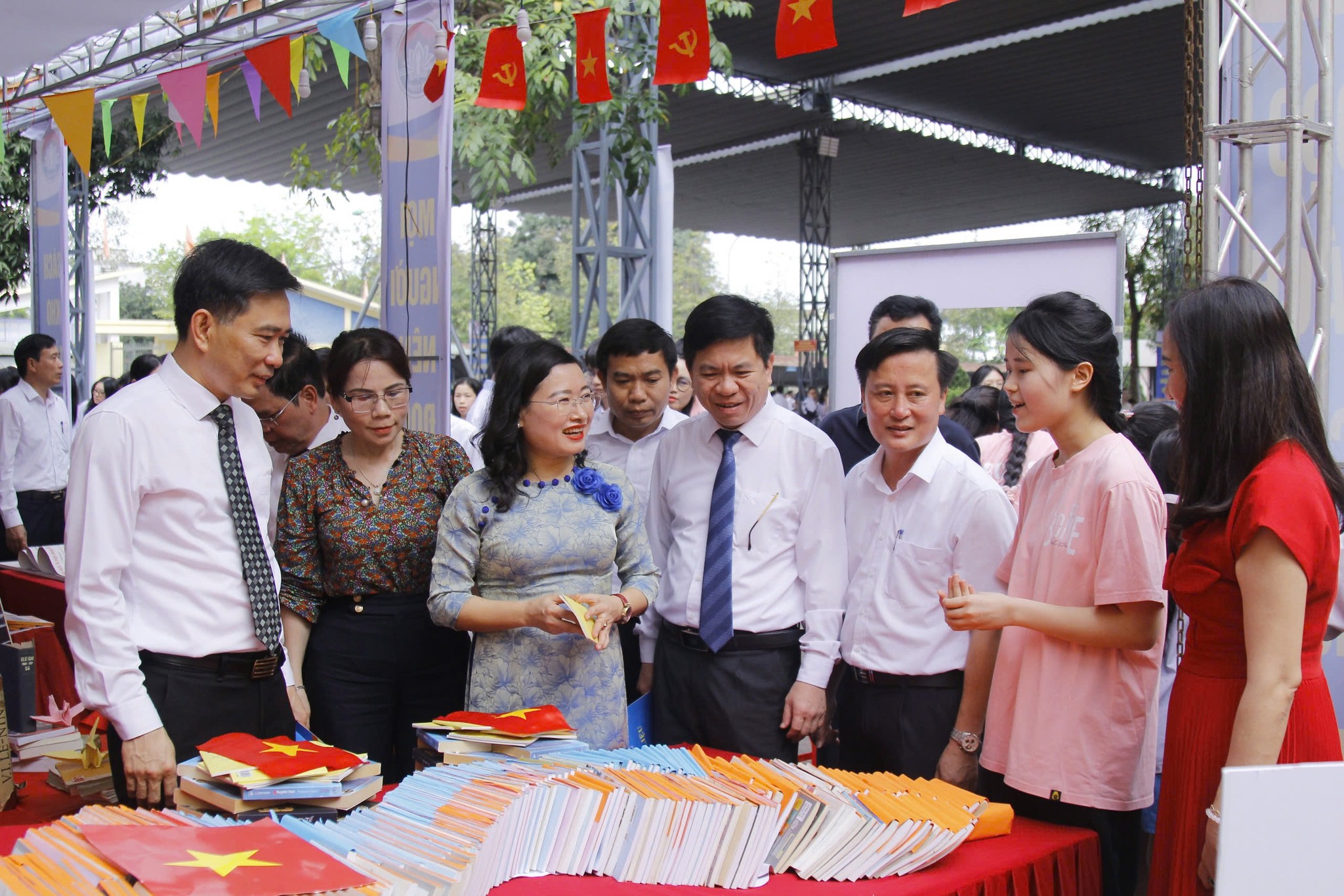 Hà Tĩnh: Phát động Ngày Sách và Văn hóa đọc lần thứ V gắn với hoạt động kỷ niệm 120 năm Ngày sinh Tổng Bí thư Hà Huy Tập