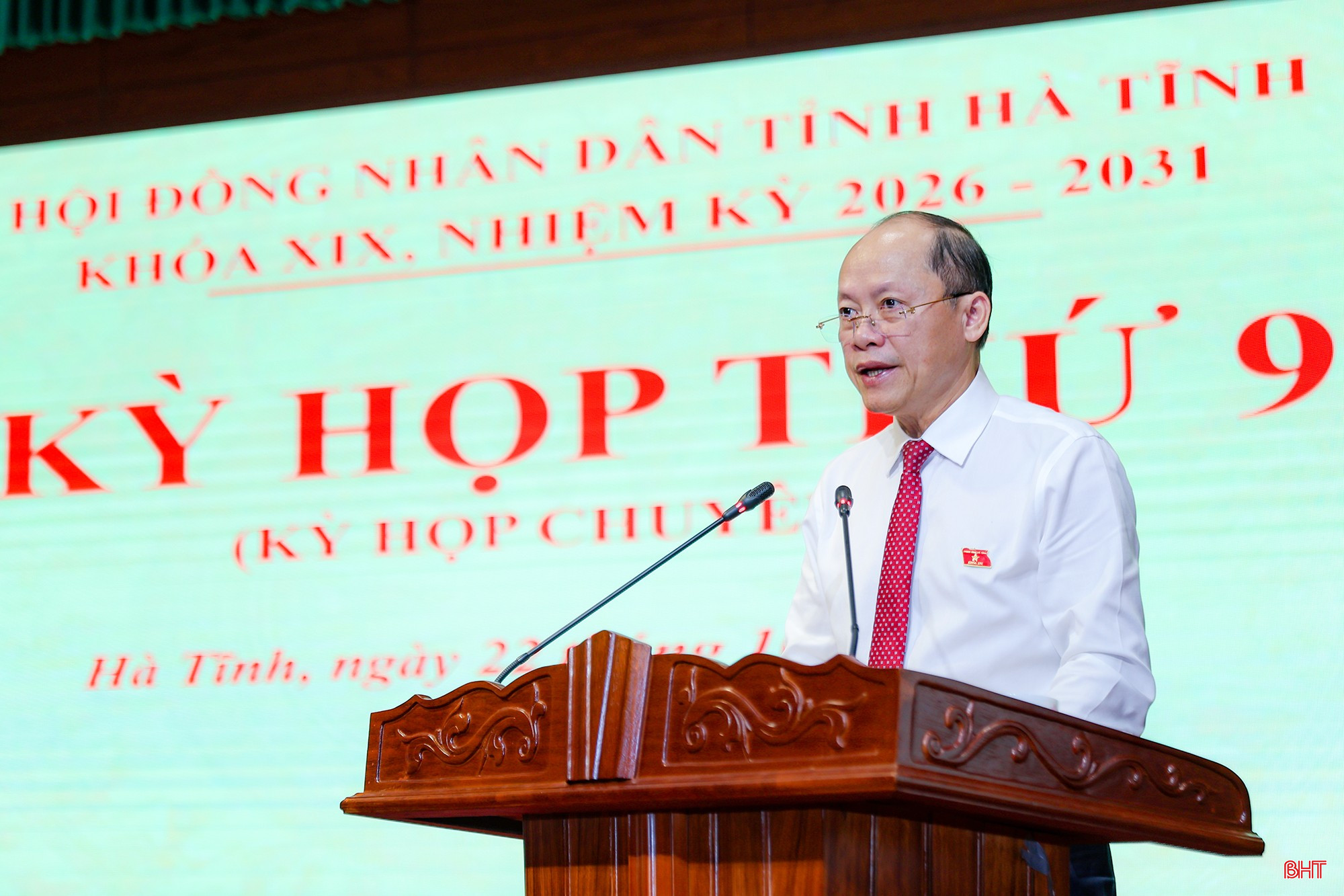 Đồng chí Nguyễn Hồng Lĩnh - Phó Bí thư Thường trực Tỉnh ủy, Chủ tịch HĐND tỉnh bế mạc kỳ họp. bqbht_br_a623a9864.jpg