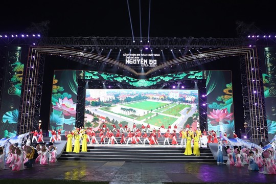 Lãnh đạo tỉnh trực tiếp chỉ đạo Lễ sơ duyệt Chương trình nghệ thuật Lễ kỷ niệm 260 năm Ngày sinh Đại thi hào Nguyễn Du 