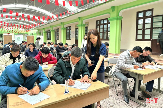 Nhiều phiên giao dịch việc làm hấp dẫn chờ đón người lao động Hà Tĩnh