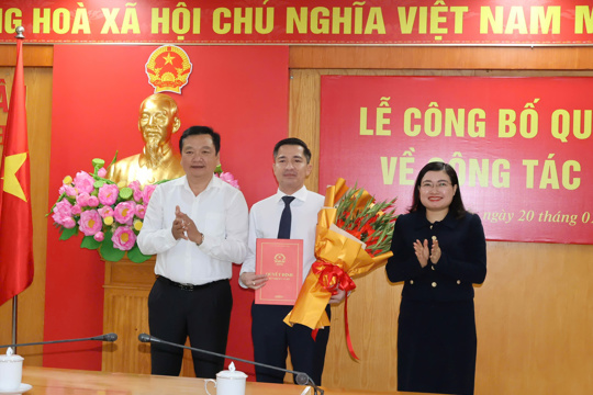 Công bố Quyết định tiếp nhận, bổ nhiệm Chánh Văn phòng UBND tỉnh Hà Tĩnh