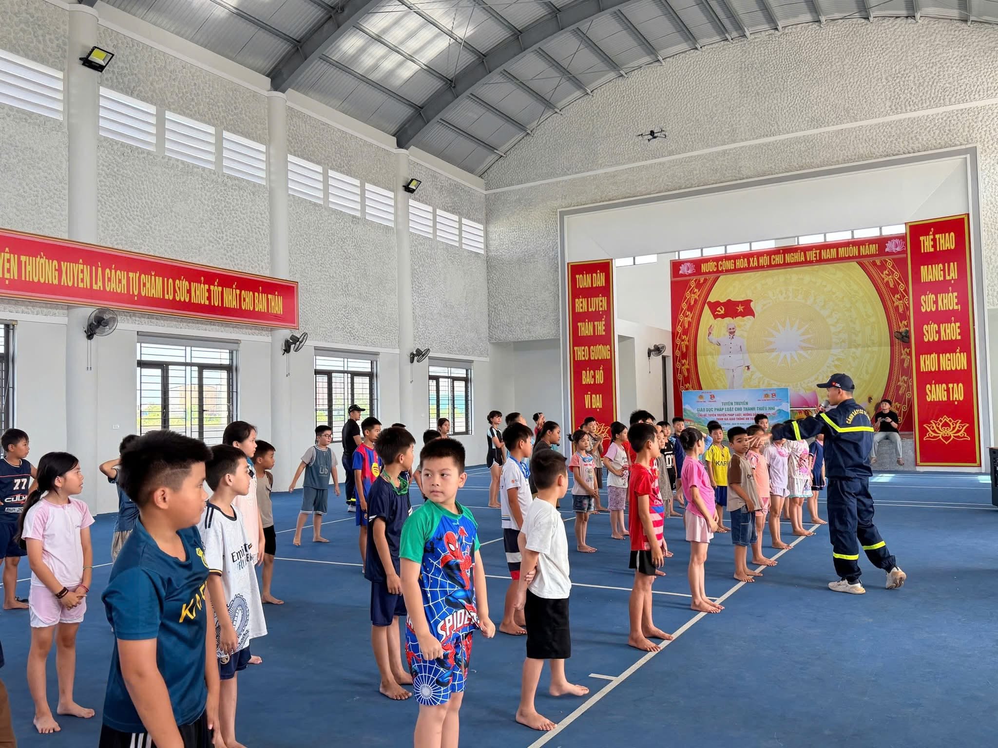 Trang bị kỹ năng phòng, chống đuối nước cho trẻ em