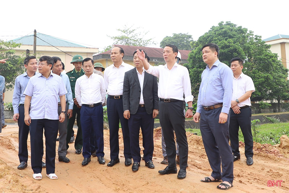 Hà Tĩnh tập trung cao độ thực hiện các nhiệm vụ trọng tâm những tháng cuối năm 2026