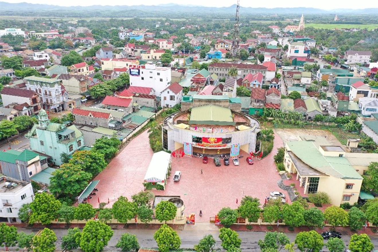 Xã Hương Khê công bố 26 khu vực bỏ phiếu bầu cử đại biểu Quốc hội khóa XVI và HĐND các cấp