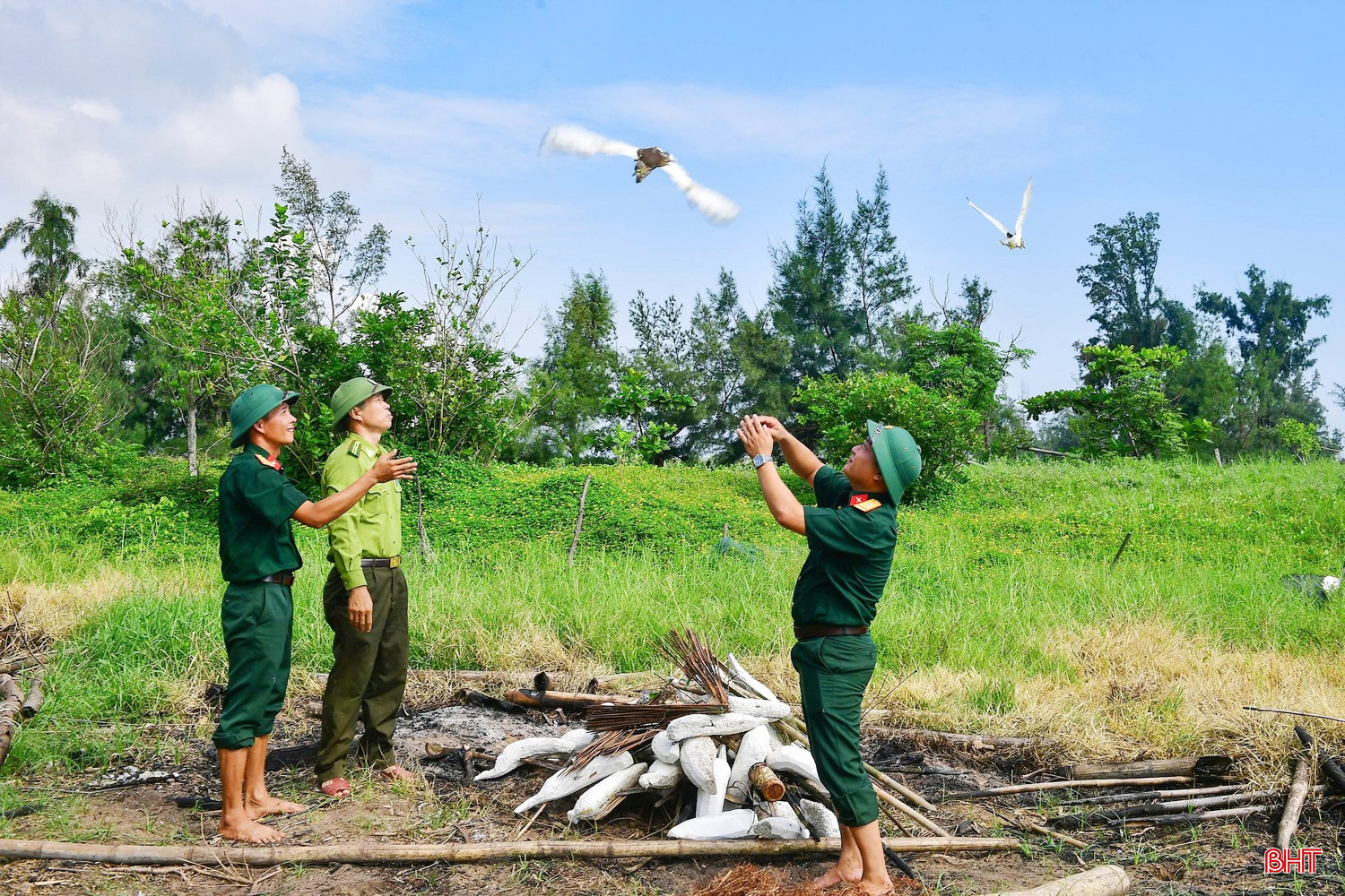 Siết chặt quản lý, quyết tâm ngăn chặn tình trạng săn bắt chim trời
