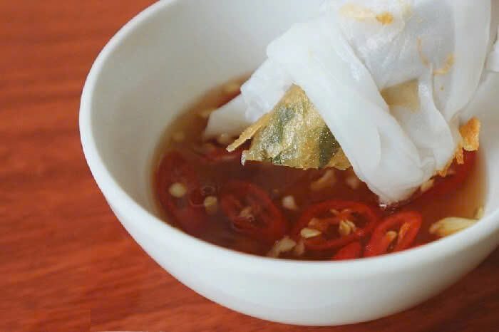 Ram bánh mướt