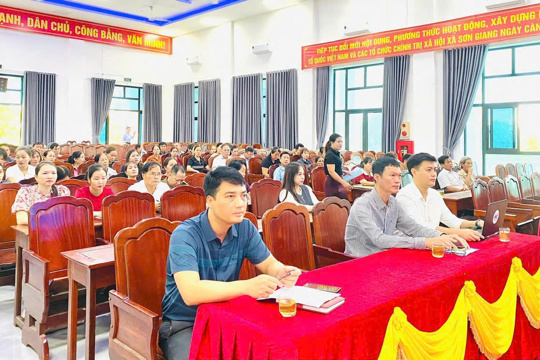 120 “hạt nhân số” ở Sơn Giang được trang bị kỹ năng công nghệ