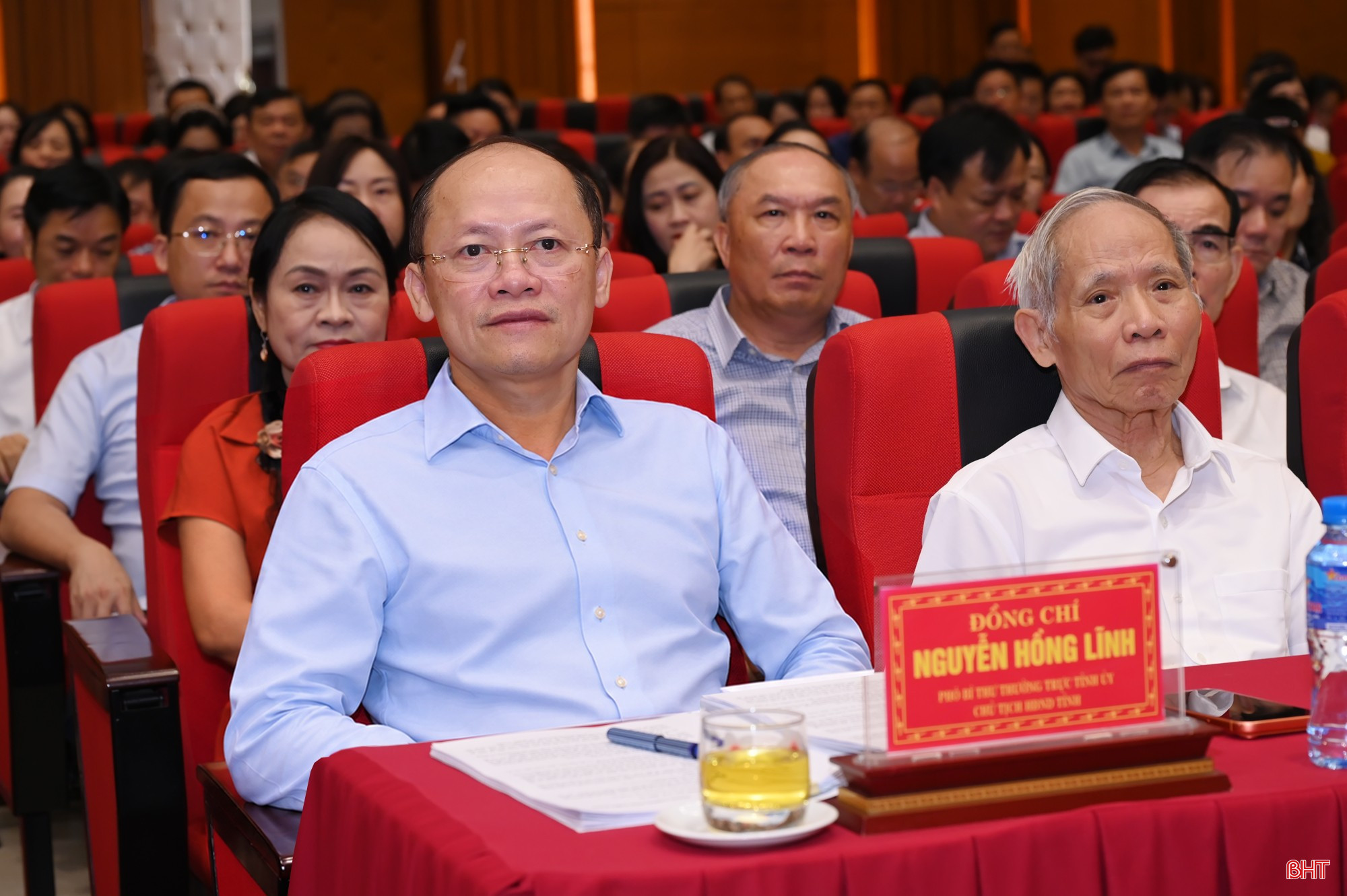 Đồng chí Nguyễn Hồng Lĩnh - Phó Bí thư Thường trực Tỉnh ủy, Chủ tịch HĐND tỉnh và đại biểu tham dự hội nghị tại điểm cầu Hà Tĩnh. bqbht_br_pbt-nguyen-hong-linh.jpg