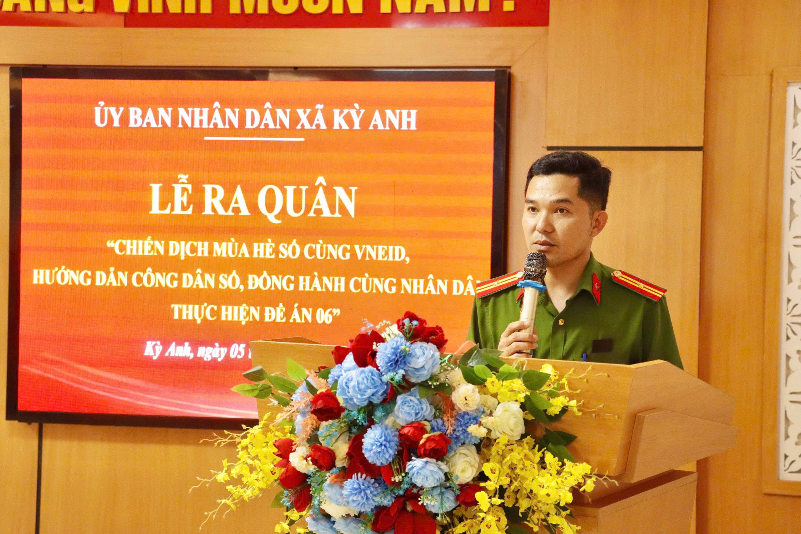 Xã Kỳ Anh phát động “Chiến dịch mùa hè số cùng VNeID”