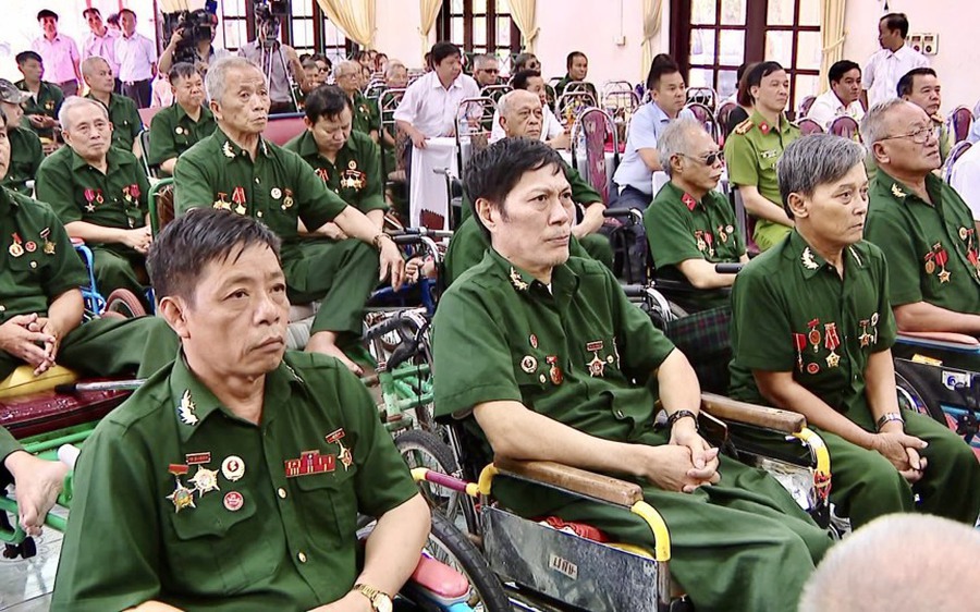 Bộ Nội vụ đưa ứng dụng VNeID vào quy trình giải quyết hồ sơ người có công